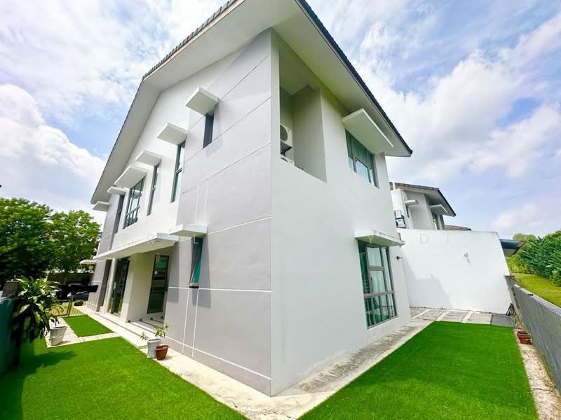 Semi-Detached House for Sale in East Ledang (Iskandar Puteri (Nusajaya)) - APRILIA CHAYADI - PropertyGuru.com.my