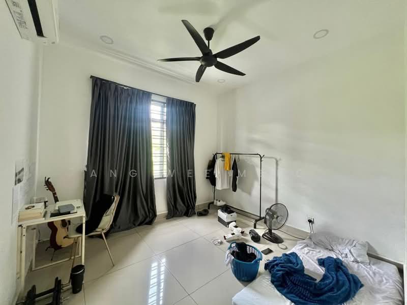 Semi-Detached House for Sale in Taman Nusa Idaman (Iskandar Puteri (Nusajaya)) - Ang Wee Meng - Bedroom - PropertyGuru.com.my