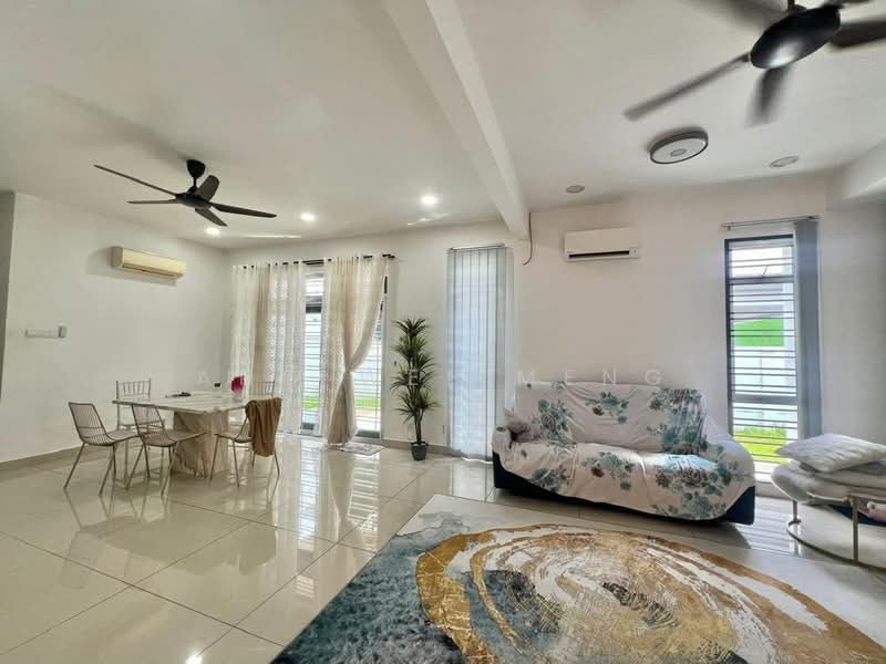Semi-Detached House for Sale in Taman Nusa Idaman (Iskandar Puteri (Nusajaya)) - Ang Wee Meng - Living Room - PropertyGuru.com.my