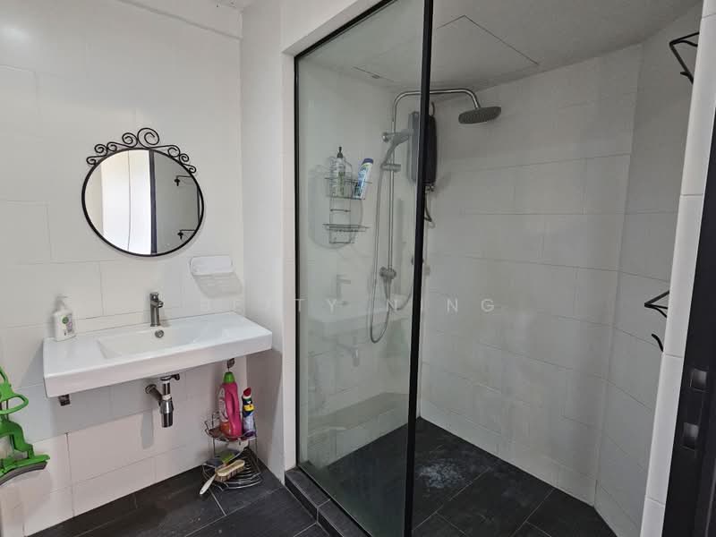 Kondominium untuk Dijual di Riana Green Condominium - Betty Ning - Bathroom - PropertyGuru.com.my