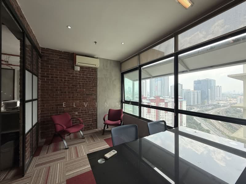 Pejabat untuk Disewa di Mid Valley City (Kuala Lumpur) - Elvinna Teo - Director Room - PropertyGuru.com.my