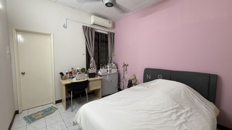 2-storey Terraced House for Sale in Kota Kemuning (Shah Alam) - Anjoe Tang - Bedroom - PropertyGuru.com.my