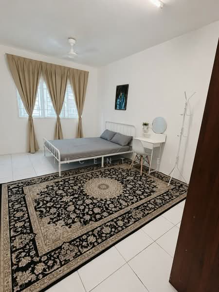 Kondominium untuk Disewa di Residensi Sateria - Vincent Lee - Bedroom - PropertyGuru.com.my