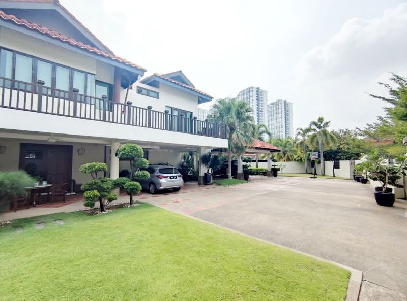 Bungalow House untuk Dijual di Bandar Seri Putra (Bangi) - Azizol . - Exterior - PropertyGuru.com.my