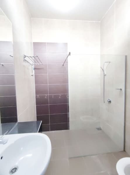 Bungalow House untuk Dijual di Bandar Seri Putra (Bangi) - Azizol . - Bathroom - PropertyGuru.com.my