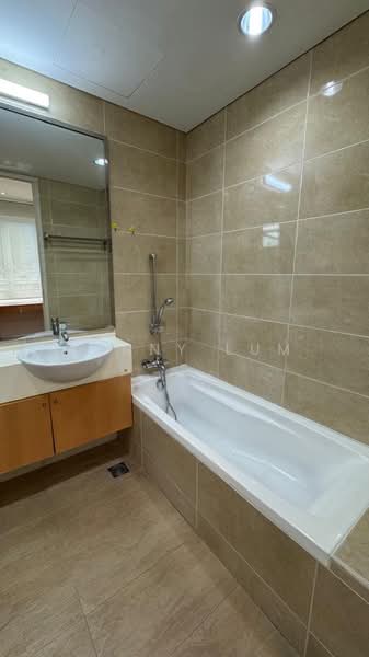 Kondominium untuk Disewa di Menara Bintang Goldhill - Manny Lum - Bathroom - PropertyGuru.com.my