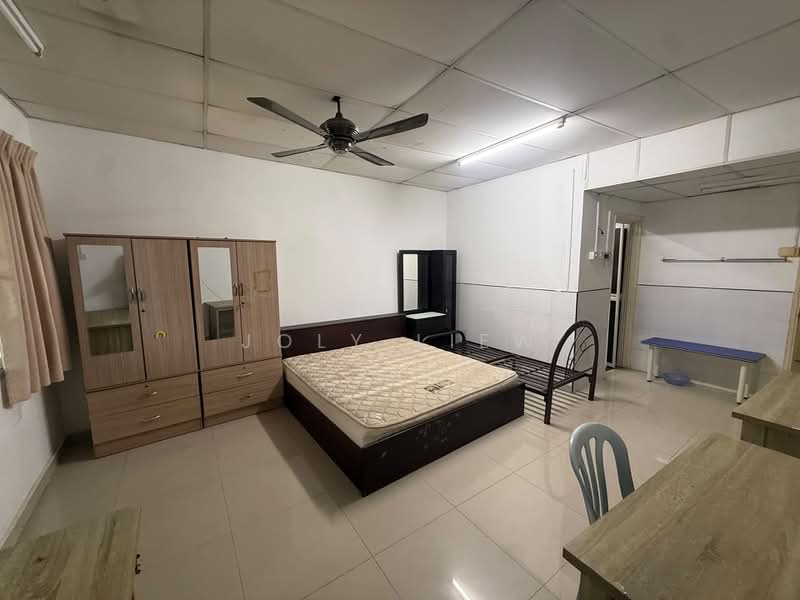Rumah Teres 2-Tingkat untuk Dijual di Taman Connaught (Cheras) - Joly Liew - PropertyGuru.com.my