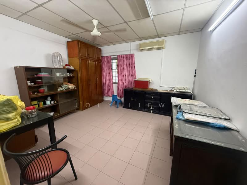 Rumah Teres 2-Tingkat untuk Dijual di Taman Connaught (Cheras) - Joly Liew - PropertyGuru.com.my