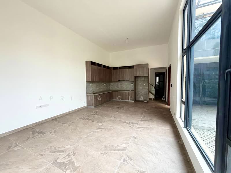 Cluster House for Sale in Forest City (Gelang Patah) - APRILIA CHAYADI - Kitchen - PropertyGuru.com.my