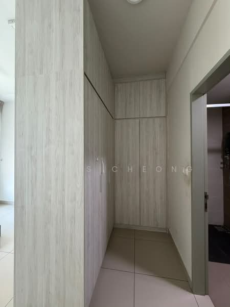 Kediaman Servis untuk Disewa di LakePark Residence @ KL North - Yanis Cheong - Corridor - PropertyGuru.com.my