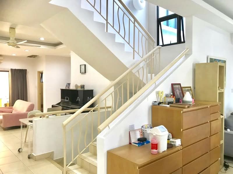 3-storey Terraced House for Sale in Taman Bukit Prima (Cheras) - Danilo Lim - Living Room - PropertyGuru.com.my