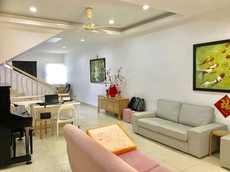 3-storey Terraced House for Sale in Taman Bukit Prima (Cheras) - Danilo Lim - Living Room - PropertyGuru.com.my