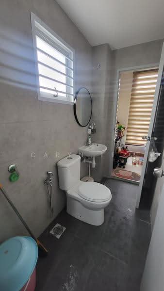 2-storey Terraced House for Sale in Bandar Indahpura (Kulai) - Caryn Ter - Bathroom - PropertyGuru.com.my