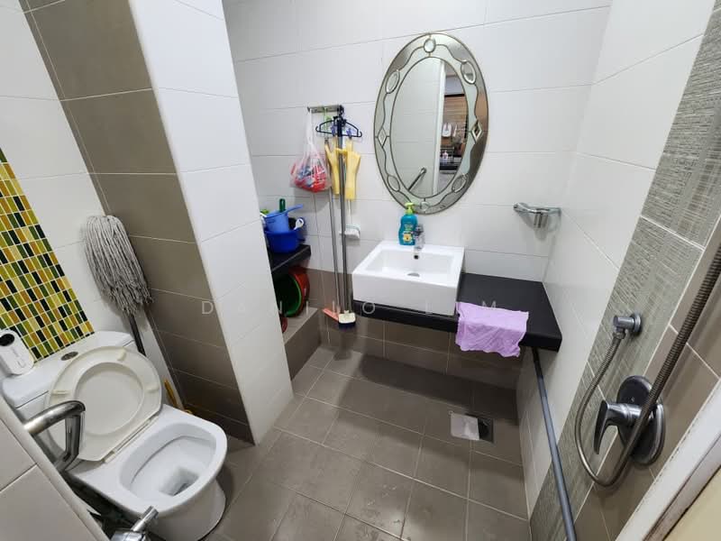 Rumah Berkembar untuk Dijual di Taman Bukit Prima (Cheras) - Danilo Lim - Bathroom - PropertyGuru.com.my