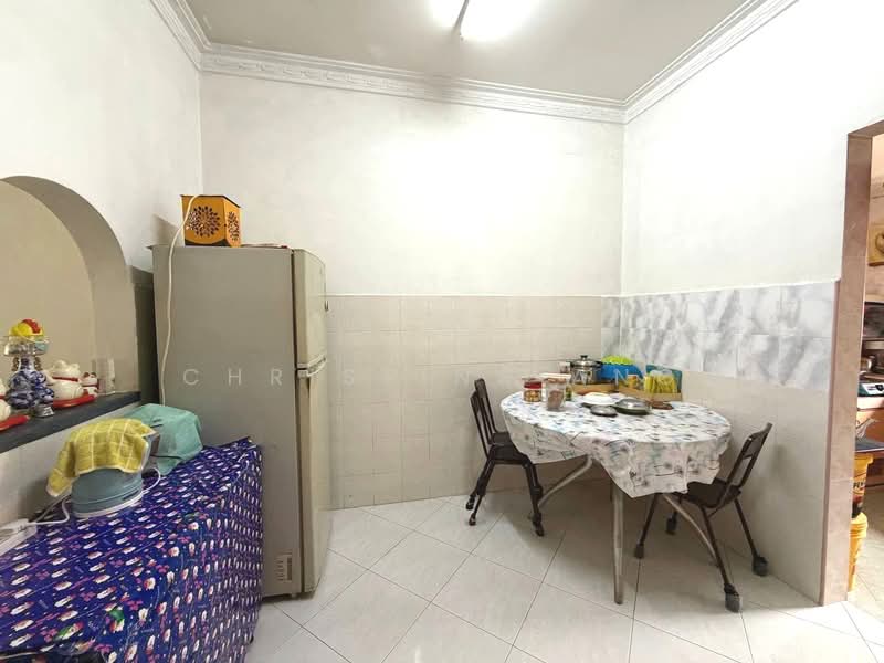 1-storey Terraced House for Sale in Bukit Indah (Iskandar Puteri (Nusajaya)) - Christina Ang - Kitchen - PropertyGuru.com.my