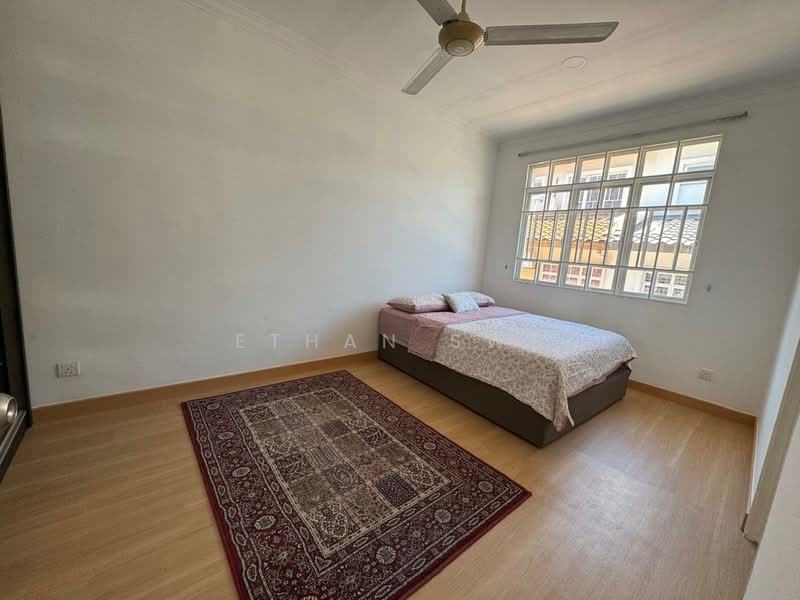 Semi-Detached House for Sale in Seksyen 4 (Kota Damansara) - Ethan Swe - Bedroom - PropertyGuru.com.my