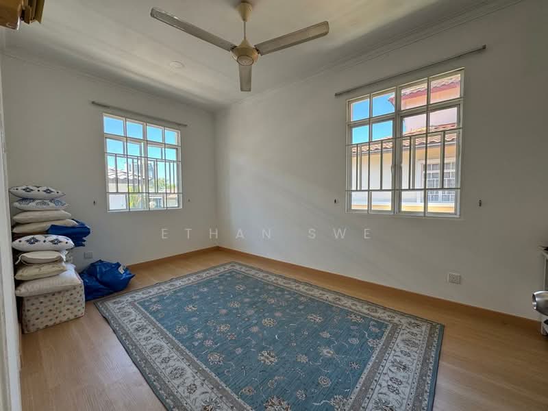 Semi-Detached House for Sale in Seksyen 4 (Kota Damansara) - Ethan Swe - Bedroom - PropertyGuru.com.my
