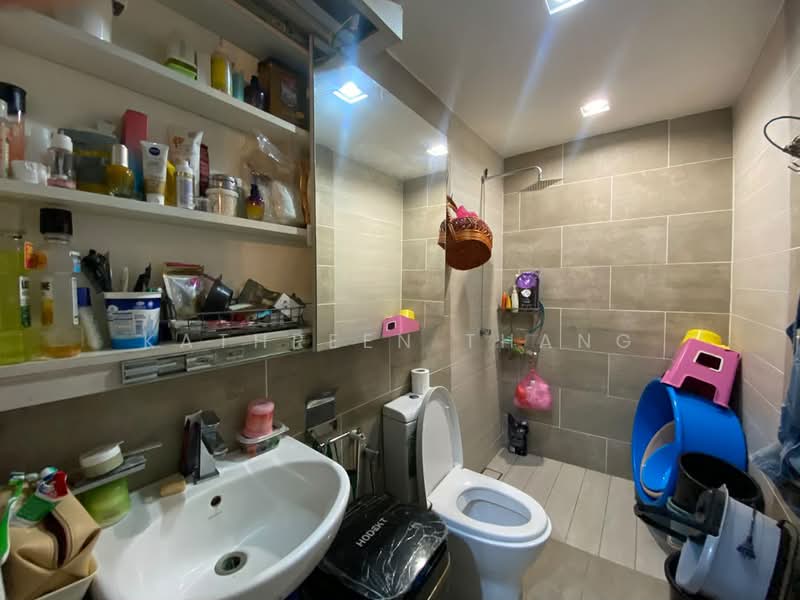 2-storey Terraced House for Sale in Taman Mastiara (Jalan Ipoh) - Kathreen Thang - Bathroom - PropertyGuru.com.my