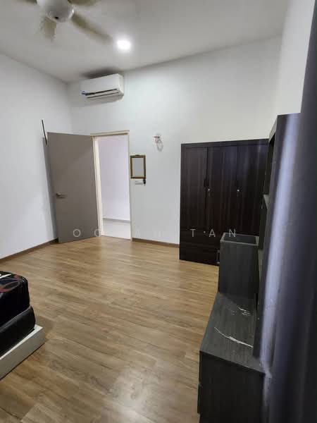 Service Residence for Rent at Zeta @ One South - Ocean Tan - Bedroom - PropertyGuru.com.my