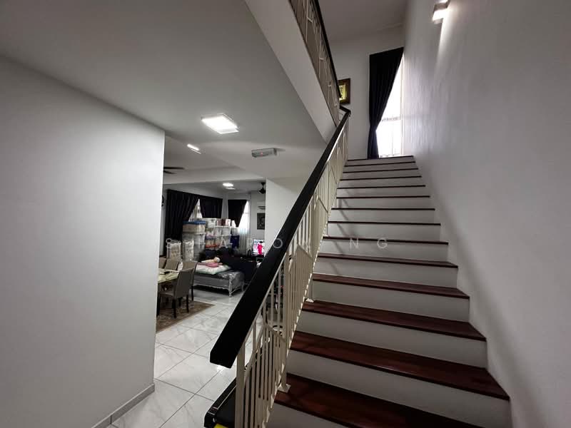 Rumah Kluster untuk Dijual di Setia Tropika (Johor Bahru) - Sharon Ng - Living Room - PropertyGuru.com.my