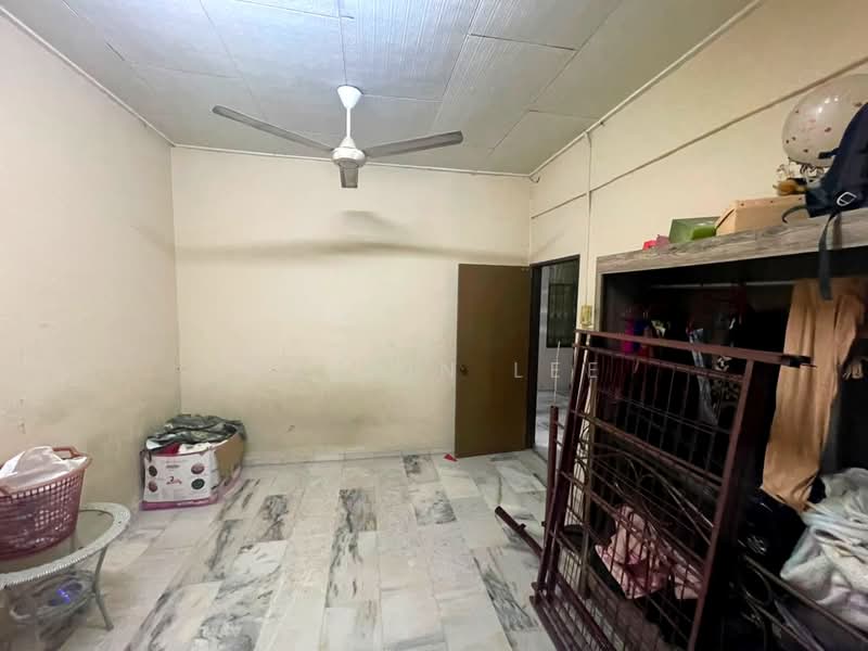 Rumah Teres 1-Tingkat untuk Dijual di Taman Ungku Tun Aminah (Skudai) - Calvin Lee - PropertyGuru.com.my