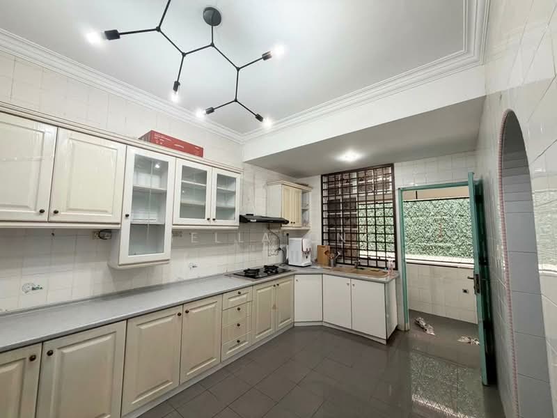 Rumah Berkembar untuk Disewa di Taman Perling (Perling) - Bella Ong - PropertyGuru.com.my