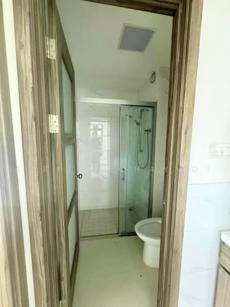 Apartment for Sale at Starview Bay @ Forest City - APRILIA CHAYADI - Bathroom - PropertyGuru.com.my
