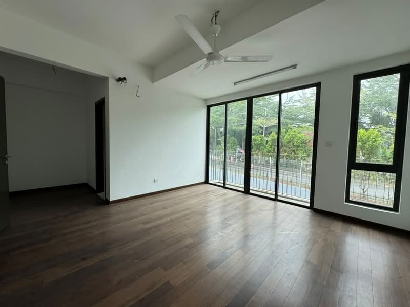 Rumah Teres 3-Tingkat untuk Dijual di Bukit Rahman Putra (Sungai Buloh) - Ethan Swe - Living Room - PropertyGuru.com.my