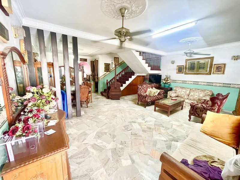 2-storey Terraced House for Sale in Taman Bukit Nuri Indah (Rasah) - Sharul Ansari - Living Room - PropertyGuru.com.my