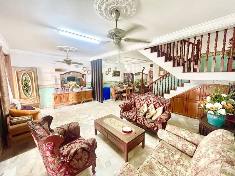 2-storey Terraced House for Sale in Taman Bukit Nuri Indah (Rasah) - Sharul Ansari - Living Room - PropertyGuru.com.my