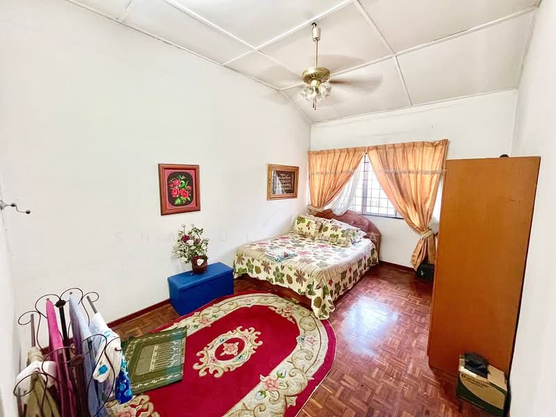 2-storey Terraced House for Sale in Taman Bukit Nuri Indah (Rasah) - Sharul Ansari - Bedroom - PropertyGuru.com.my