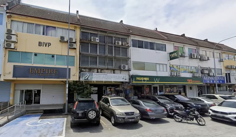 Shop for Rent in SS26 (Petaling Jaya) - Annie How - Exterior - PropertyGuru.com.my