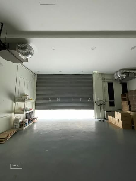 Kilang Berkembar untuk Dijual di Bukit Angkat Industrial Park (Kajang) - Kian Leap - Interior - PropertyGuru.com.my