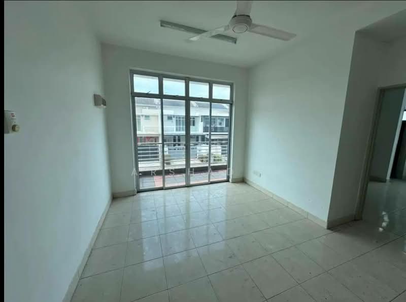 2-storey Terraced House for Sale in Bandar Uda Utama (Johor Bahru) - Arshad . - Interior - PropertyGuru.com.my