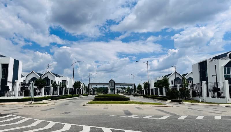 Rumah Teres 2-Tingkat untuk Dijual di Beranang (Selangor) - Alvis Lim - Exterior - PropertyGuru.com.my