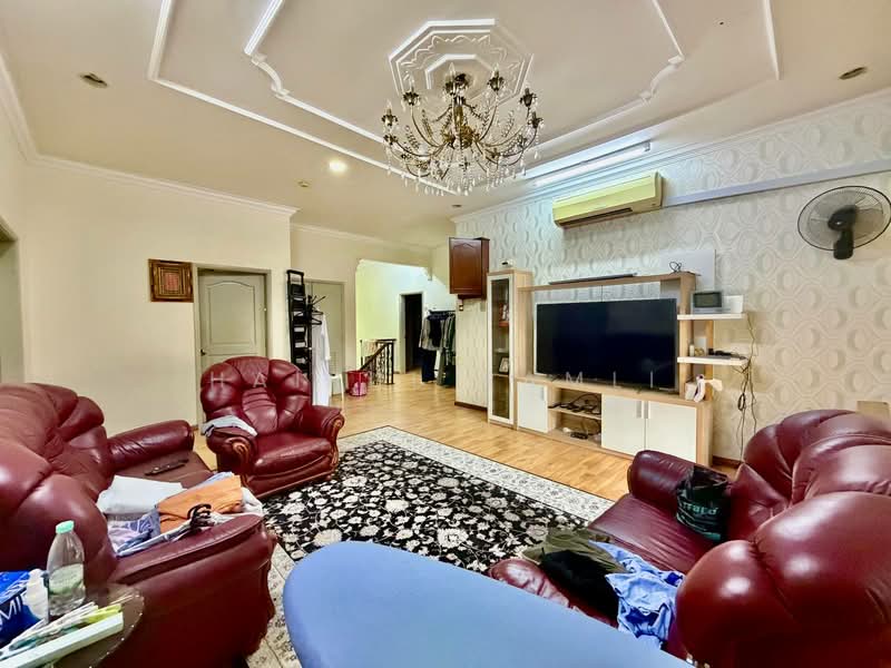 Bungalow House for Sale in Taman Maluri (Cheras) - Hairul Ramli - Living Room - PropertyGuru.com.my