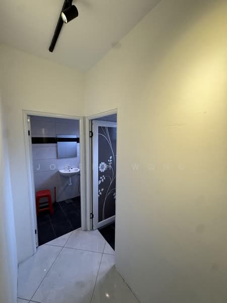 Shop / Office for Rent in Bandar Ipoh Raya (Ipoh) - Joseph Wong - Bathroom - PropertyGuru.com.my