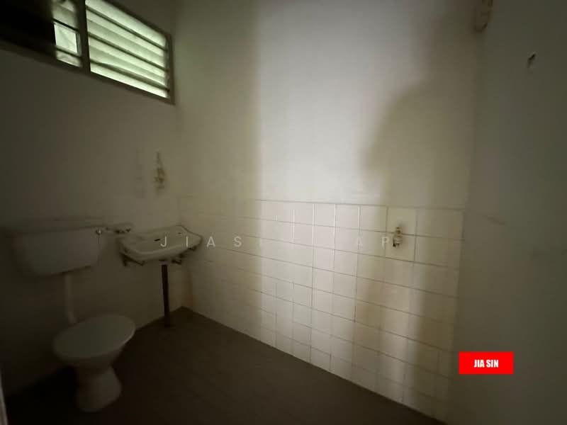 Rumah Teres 2-Tingkat untuk Dijual di George Town (Penang) - Jiasin Yap - Bathroom - PropertyGuru.com.my