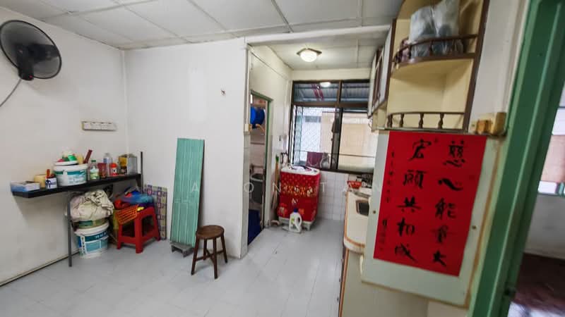 Flat for Sale at Taman Terubong Jaya - Eason Tan - Kitchen - PropertyGuru.com.my