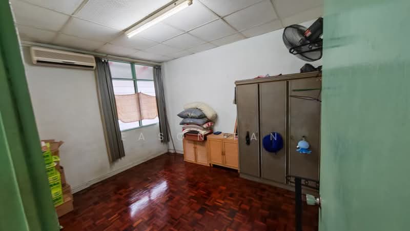 Flat for Sale at Taman Terubong Jaya - Eason Tan - Bedroom - PropertyGuru.com.my