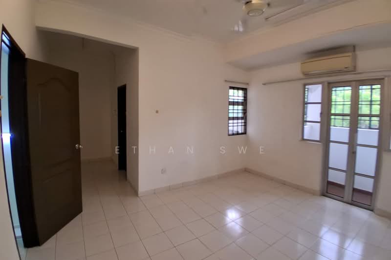 Rumah Teres 2-Tingkat untuk Dijual di Bukit Rahman Putra (Sungai Buloh) - Ethan Swe - Living Room - PropertyGuru.com.my
