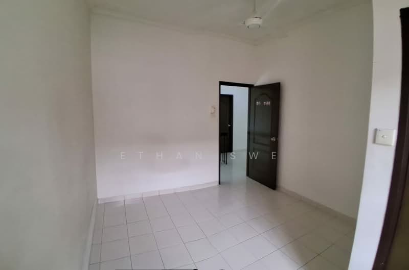 Rumah Teres 2-Tingkat untuk Dijual di Bukit Rahman Putra (Sungai Buloh) - Ethan Swe - Interior - PropertyGuru.com.my