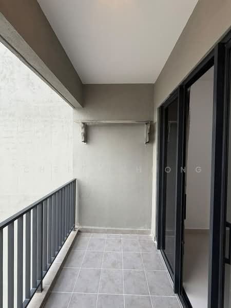 Kediaman Servis untuk Disewa di Arunya @ KL North - Cheery Cheong - Balcony - PropertyGuru.com.my