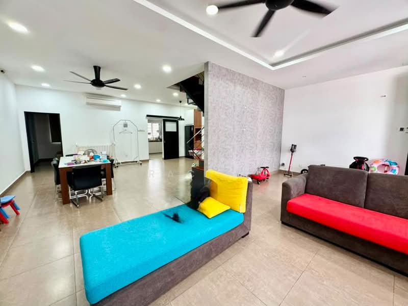 2-storey Terraced House for Sale in Kangkar Pulai (Skudai) - Grace Ng - Living Room - PropertyGuru.com.my