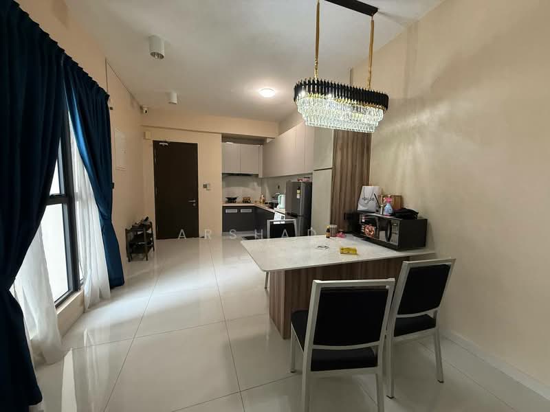 Condominium for Sale at Royal Strand @ Country Garden Danga Bay - Arshad . - Kitchen - PropertyGuru.com.my