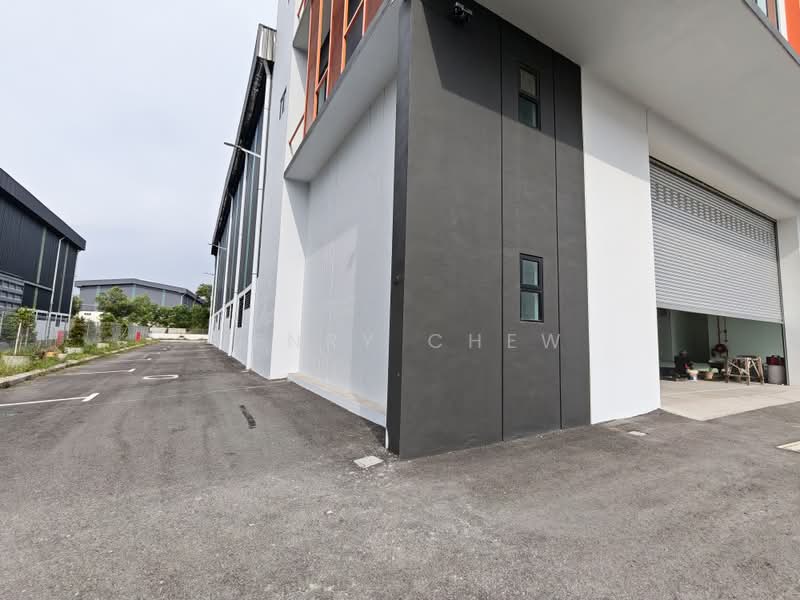 Kilang untuk Disewa di Taman Sepang (Sepang) - Henry Chew - Exterior - PropertyGuru.com.my