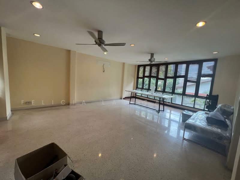 Bungalow House untuk Disewa di Taman Damansara Endah (Damansara Heights) - Felicia Lau Sao Yin - Living Room - PropertyGuru.com.my