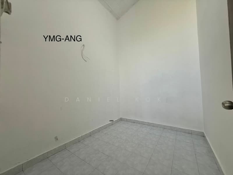 1-storey Terraced House for Sale in Kampung Teluk Panglima Garang (Telok Panglima Garang) - Daniel Kok - Interior - PropertyGuru.com.my