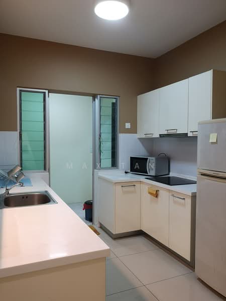 Kondominium untuk Dijual di Casa Tropicana - Max Tan - Kitchen - PropertyGuru.com.my