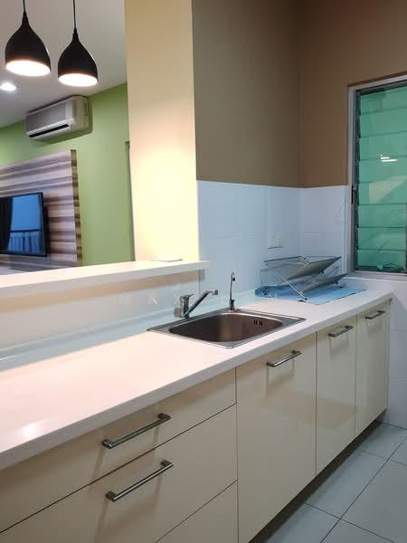 Kondominium untuk Dijual di Casa Tropicana - Max Tan - Kitchen - PropertyGuru.com.my